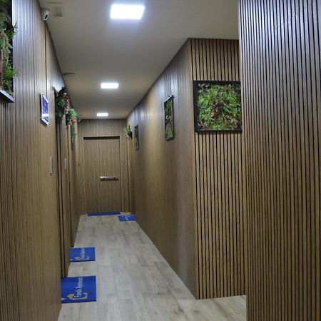 Famalu Apartments Naples Exterior photo