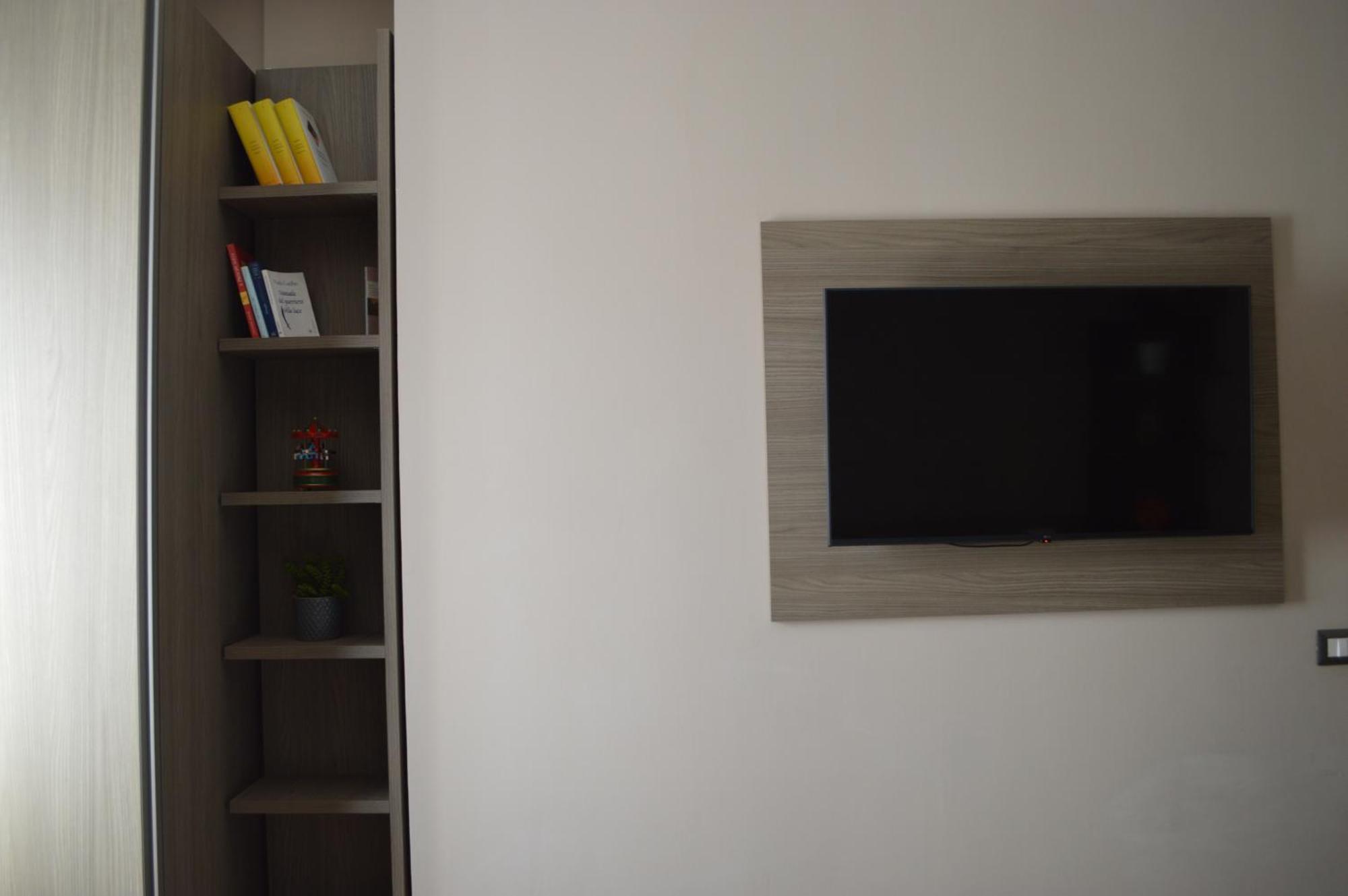 Famalu Apartments Naples Exterior photo