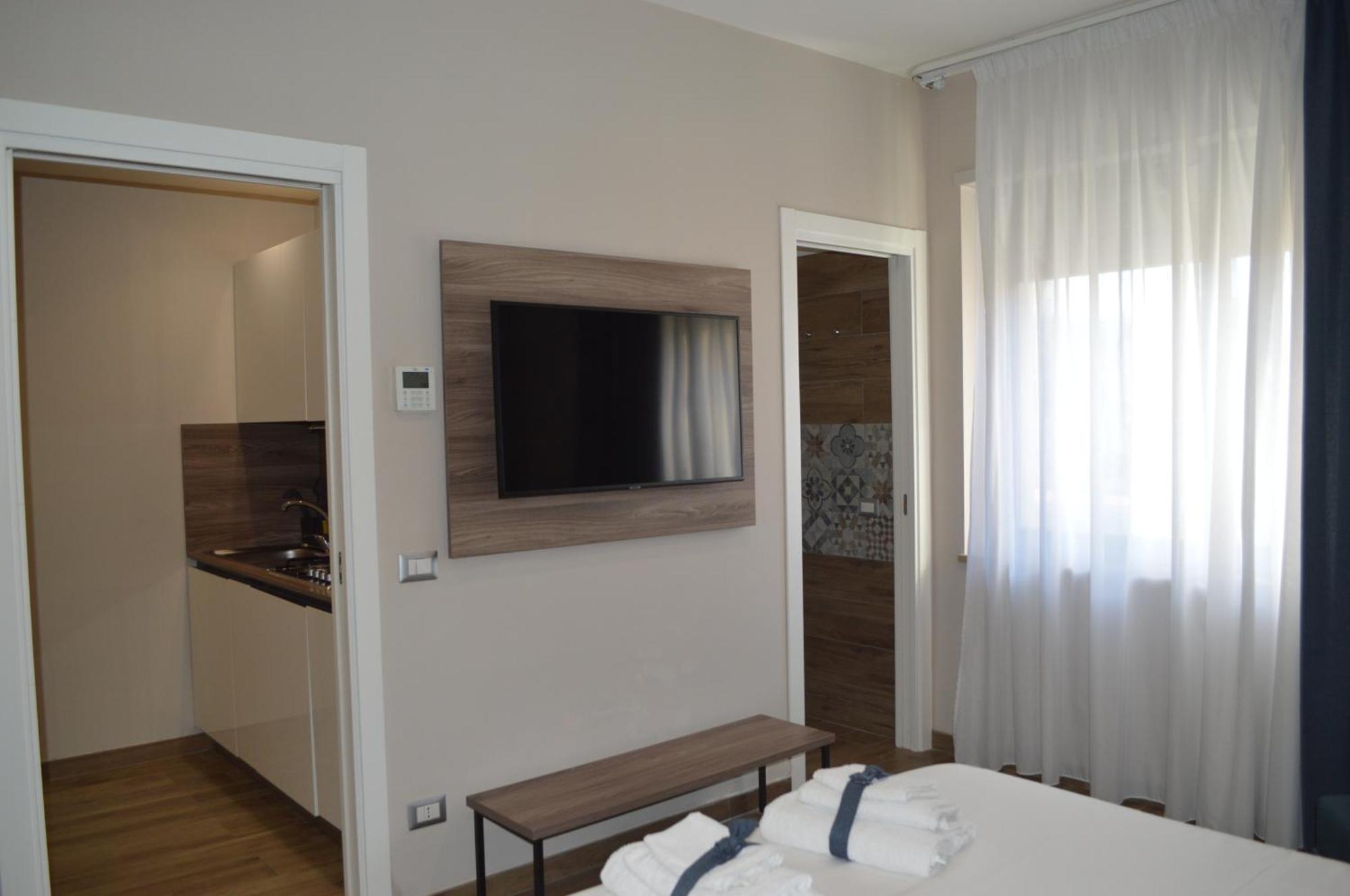 Famalu Apartments Naples Exterior photo