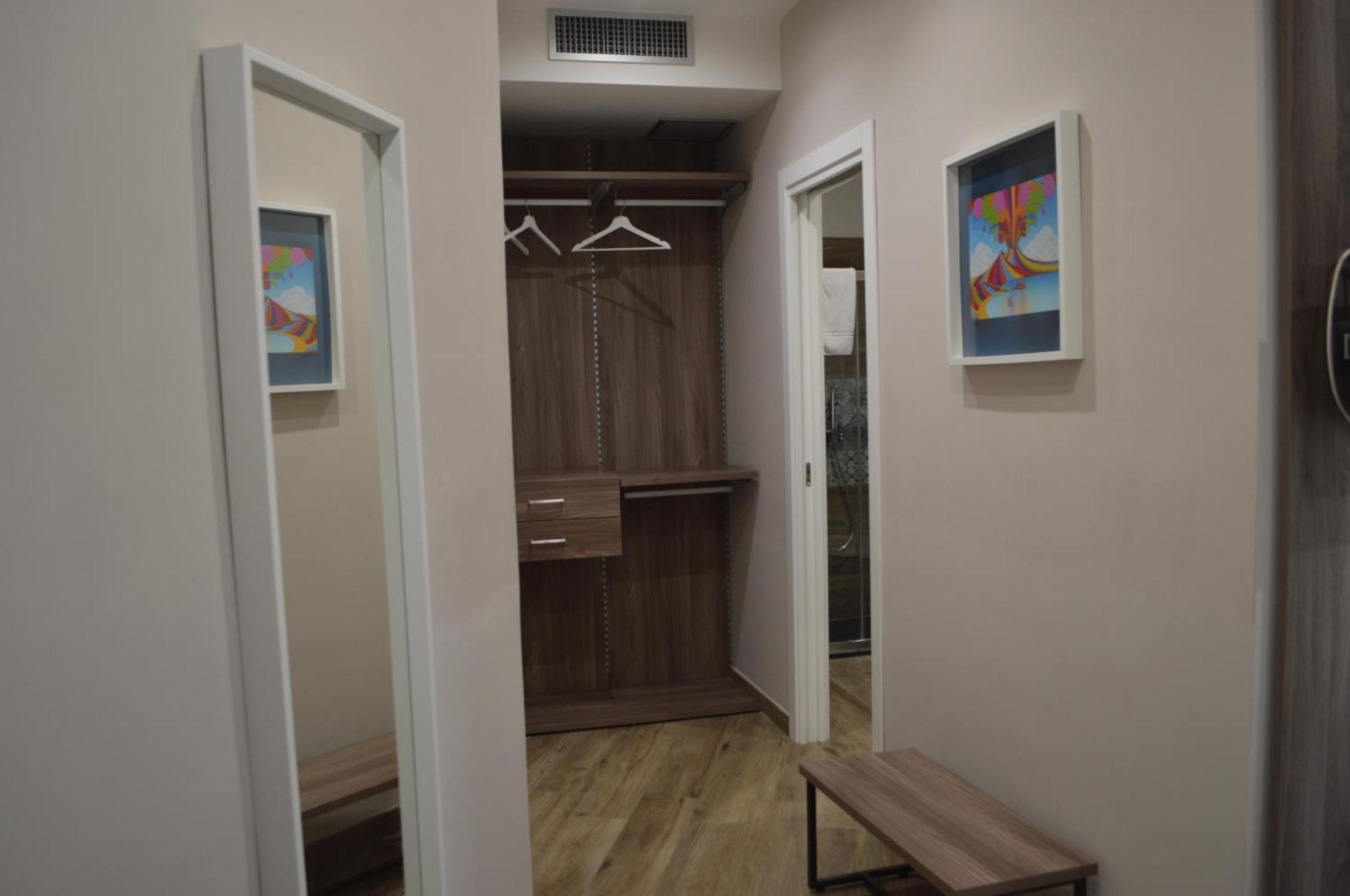 Famalu Apartments Naples Exterior photo
